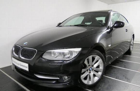 Left hand drive BMW 3 SERIES 330d X-DRIVE COUPE